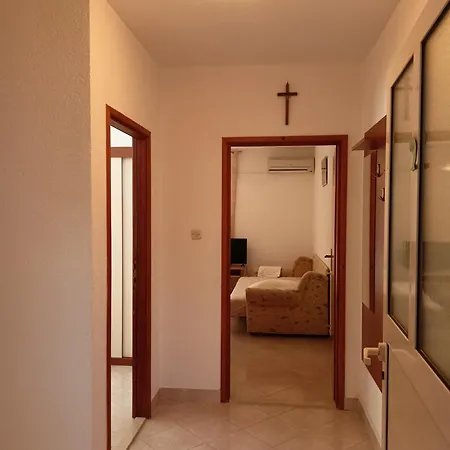 Apartment Apartments Iva *